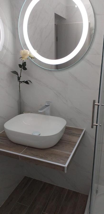Rooms & Apartments Soline Nuove Биоград-на-Мору Номер фото