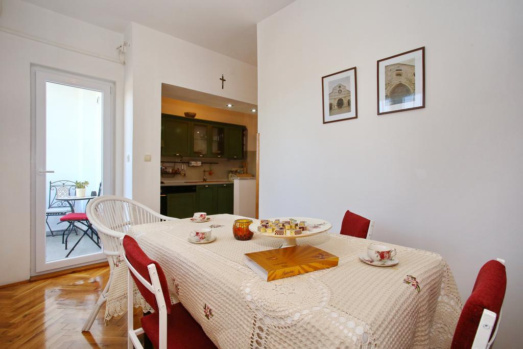 Rooms & Apartments Soline Nuove Биоград-на-Мору Экстерьер фото
