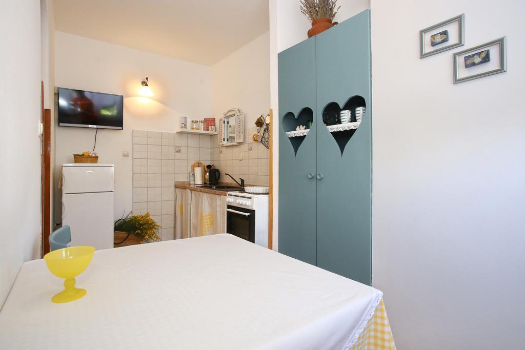 Rooms & Apartments Soline Nuove Биоград-на-Мору Экстерьер фото