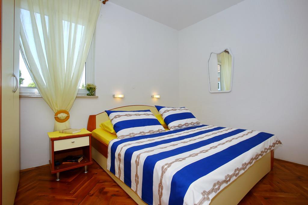 Rooms & Apartments Soline Nuove Биоград-на-Мору Экстерьер фото