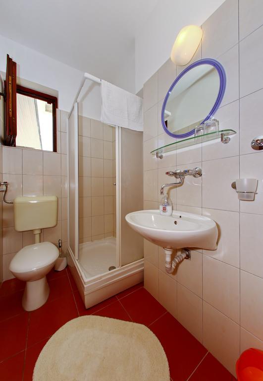 Rooms & Apartments Soline Nuove Биоград-на-Мору Экстерьер фото